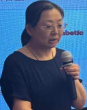 张颖